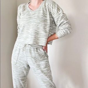 Hippie Rose Green Zebra Stripe Sweatsuit Matching Lounge Set